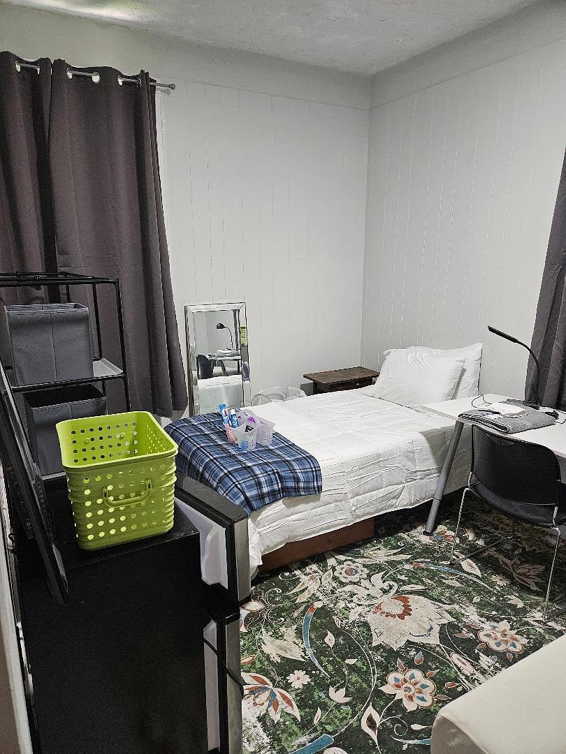 Furnished Finder property 1001199_1 photo 12