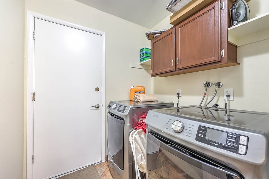 Washer & Gas Dryer Es