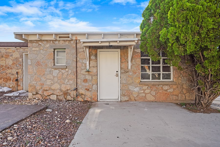 Furnished Finder property 1001236_1 photo 3