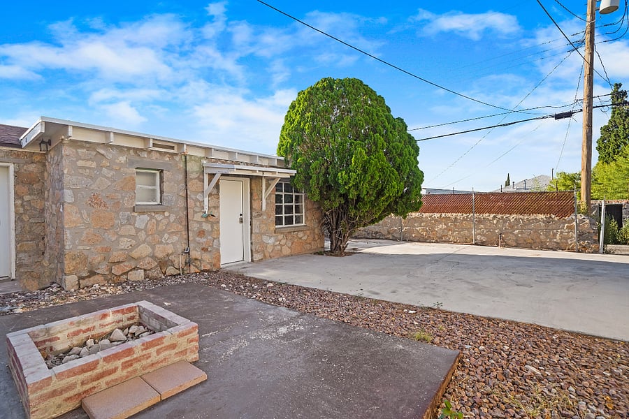 Furnished Finder property 1001236_1 photo 11