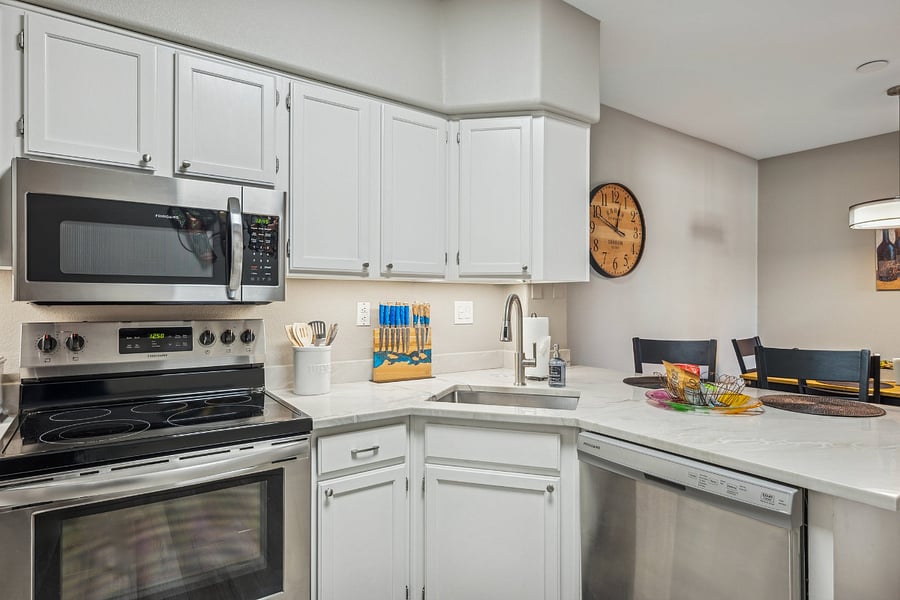 Furnished Finder property 1001240_1 photo 12
