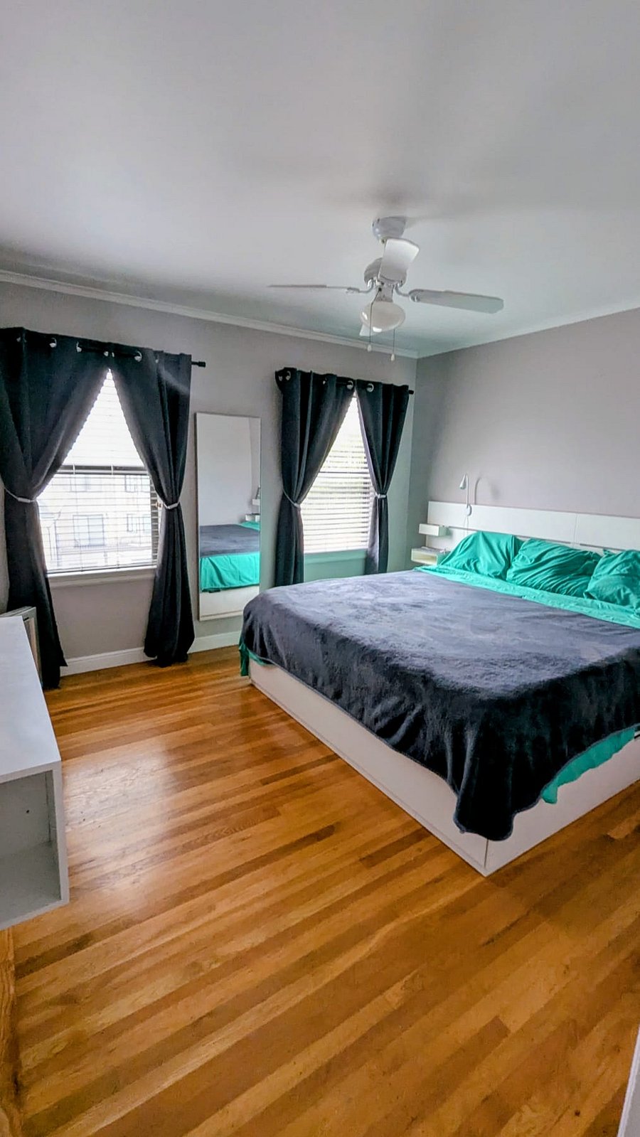 Master bedroom (King)
