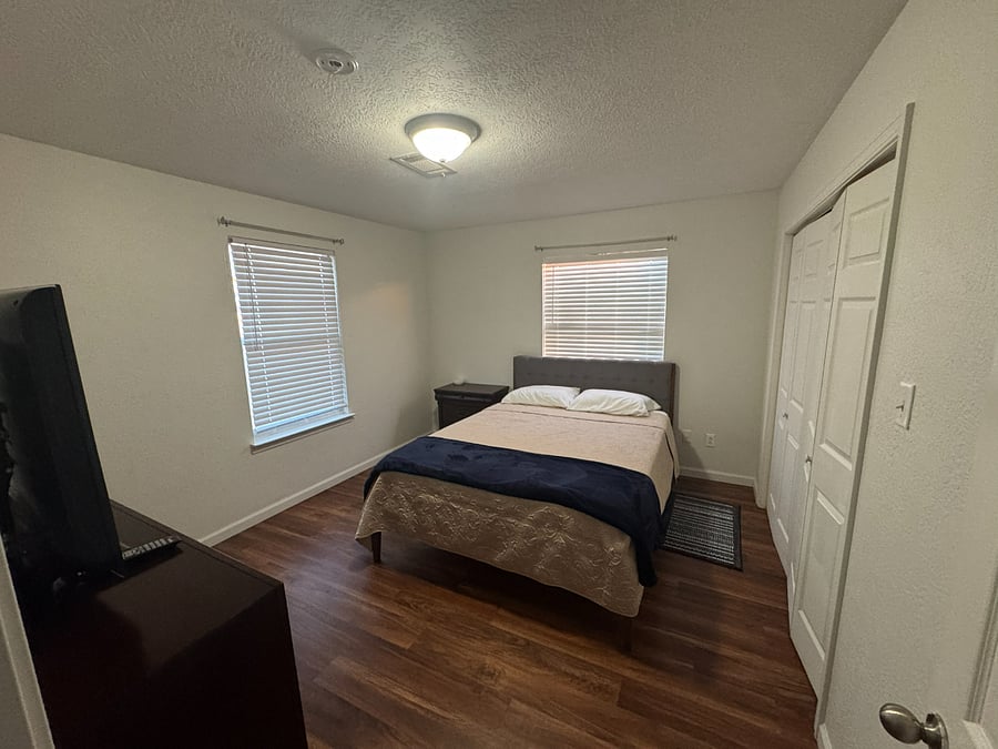 Furnished Finder property 1001282_1 photo 3