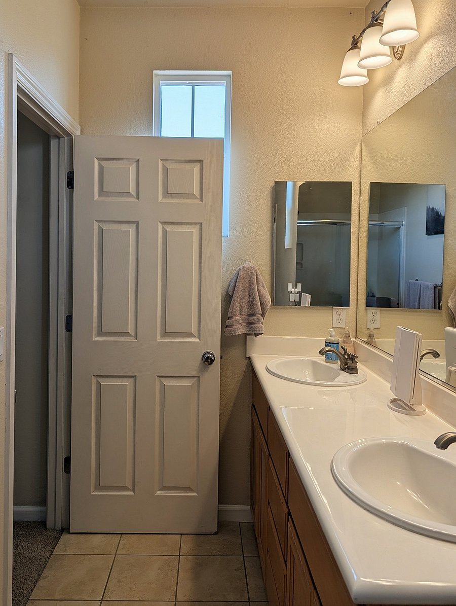 Furnished Finder property 1001300_1 photo 11