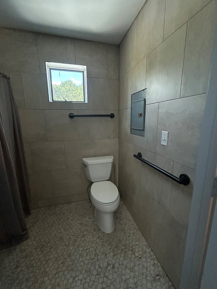 Furnished Finder property 1001318_1 photo 12