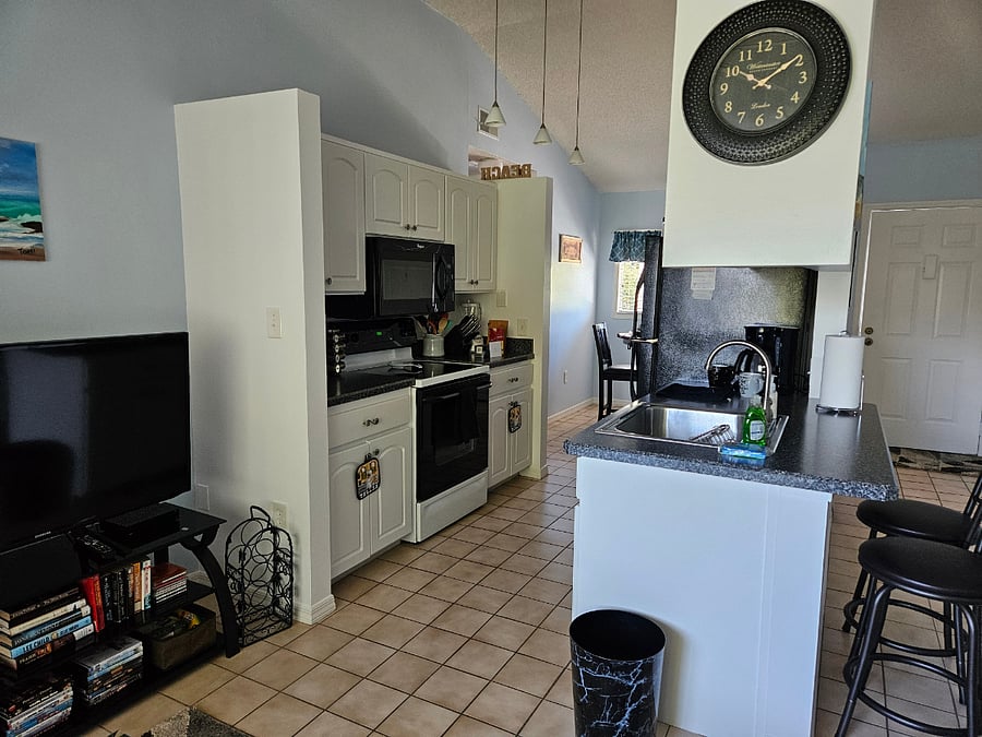 Furnished Finder property 1001348_1 photo 5