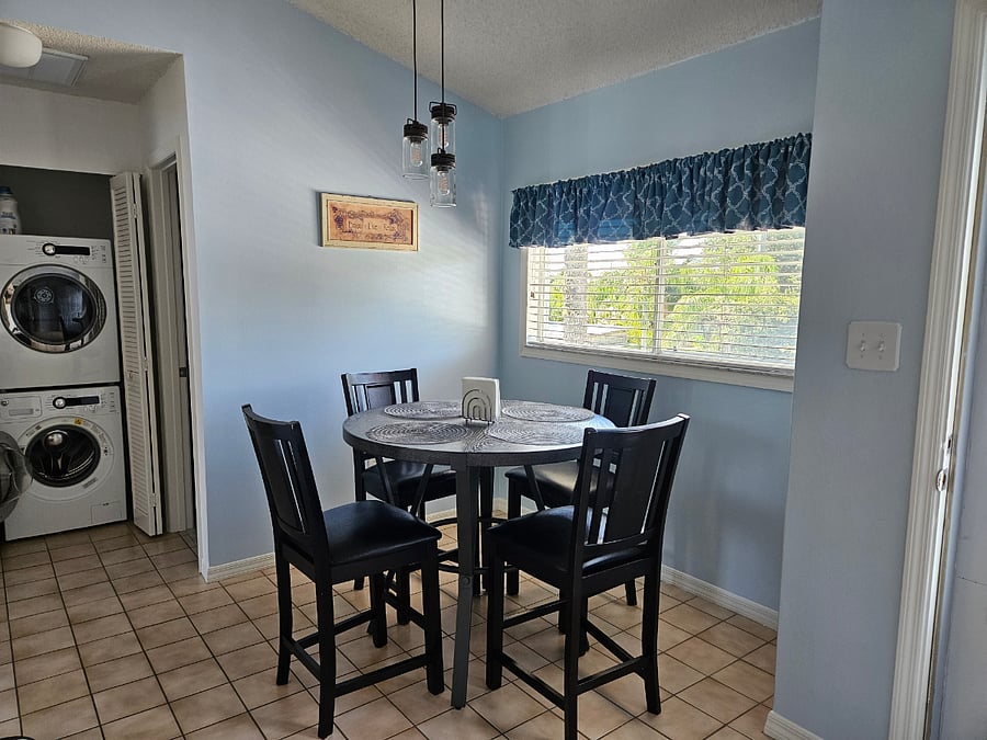 Furnished Finder property 1001348_1 photo 8