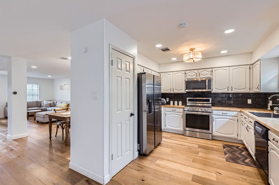 Furnished Finder property 1001352_1 photo 8