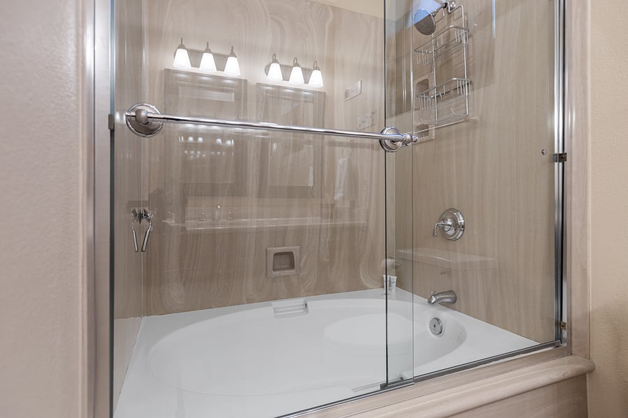Primary Ensuite Bath