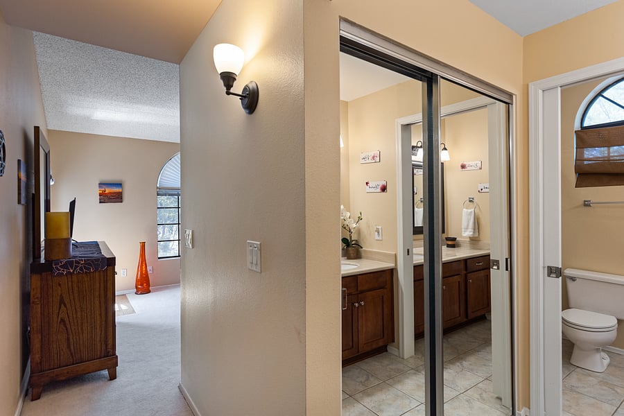 Primary bedroom walk way