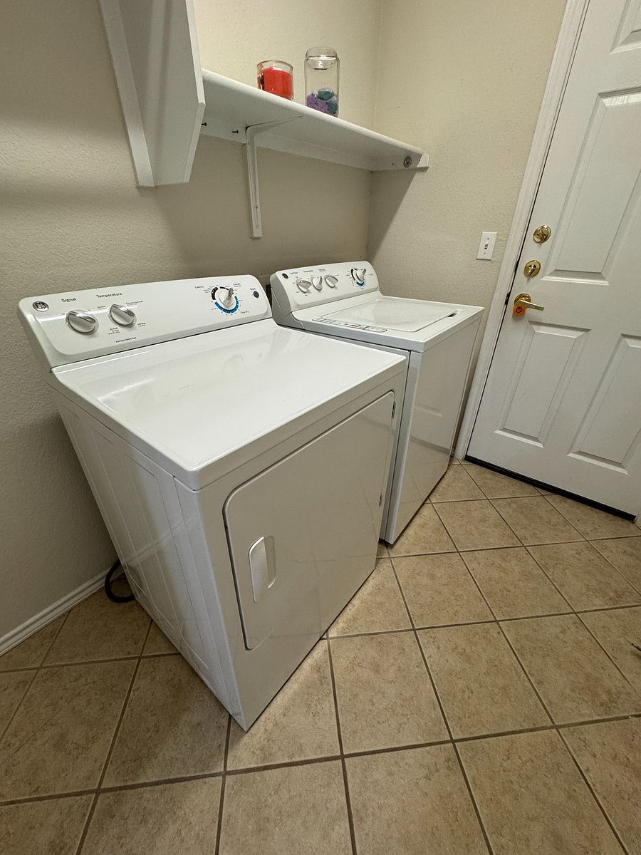 Furnished Finder property 1001368_1 photo 13
