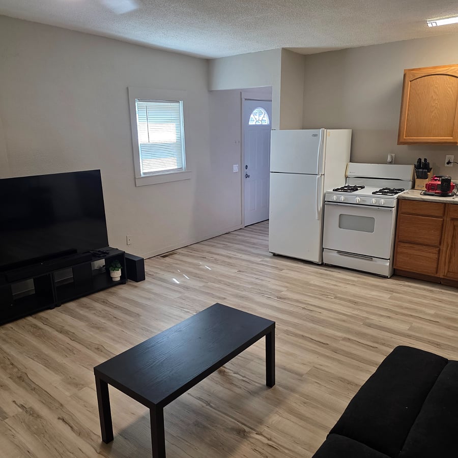 Furnished Finder property 1001382_1 photo 2