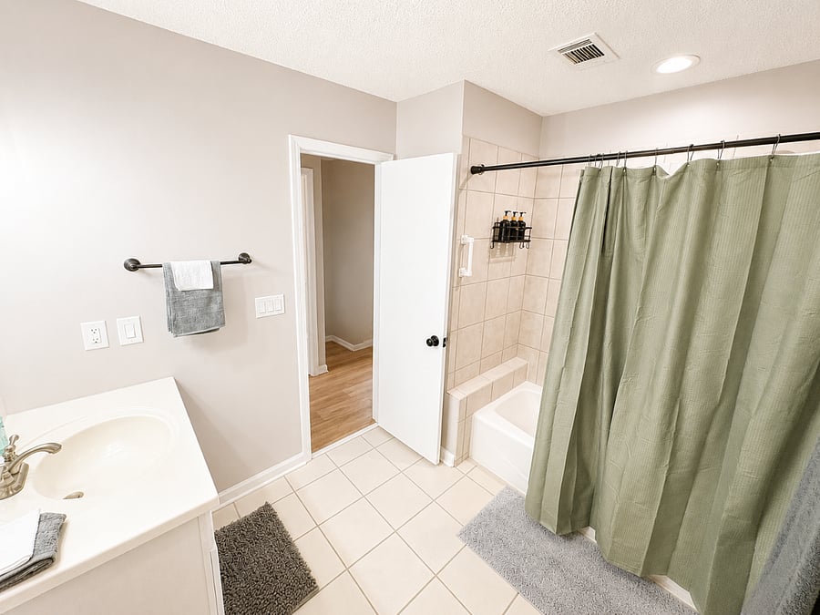 Furnished Finder property 1001390_1 photo 11