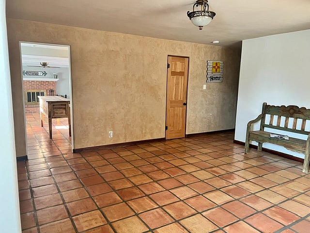 Furnished Finder property 1001400_1 photo 4