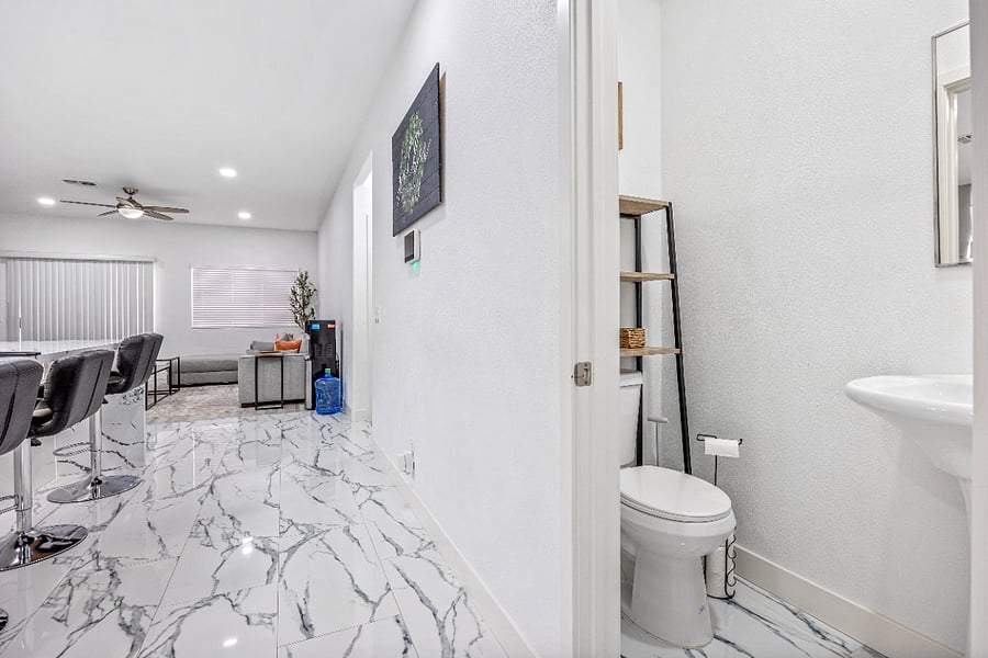 Furnished Finder property 1001453_1 photo 24