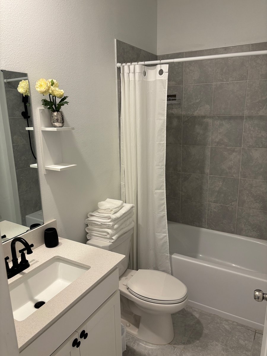 Furnished Finder property 1001490_1 photo 4
