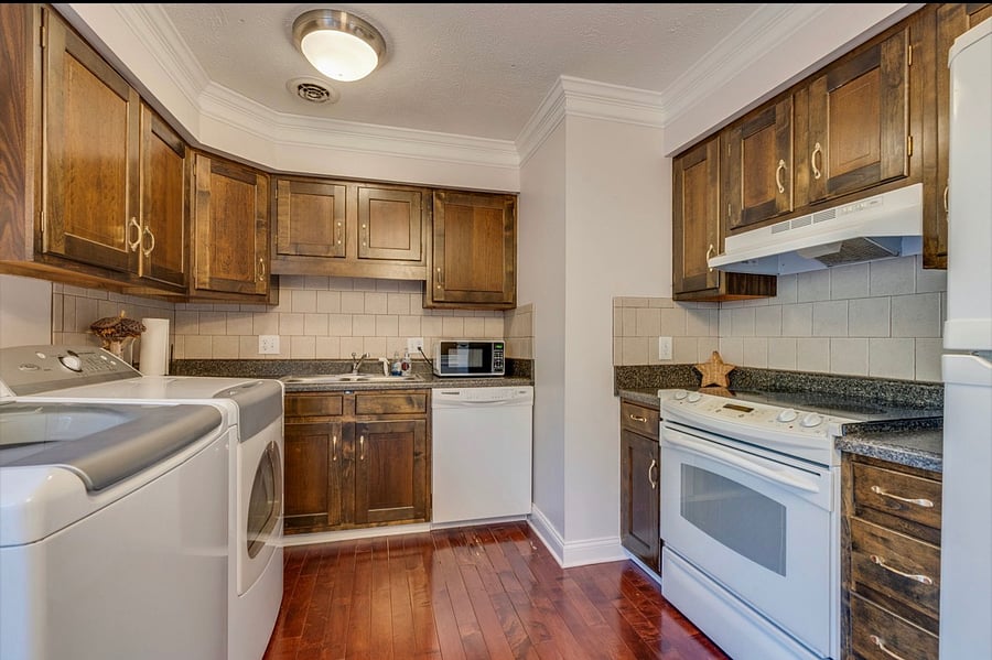 Furnished Finder property 1001517_1 photo 8