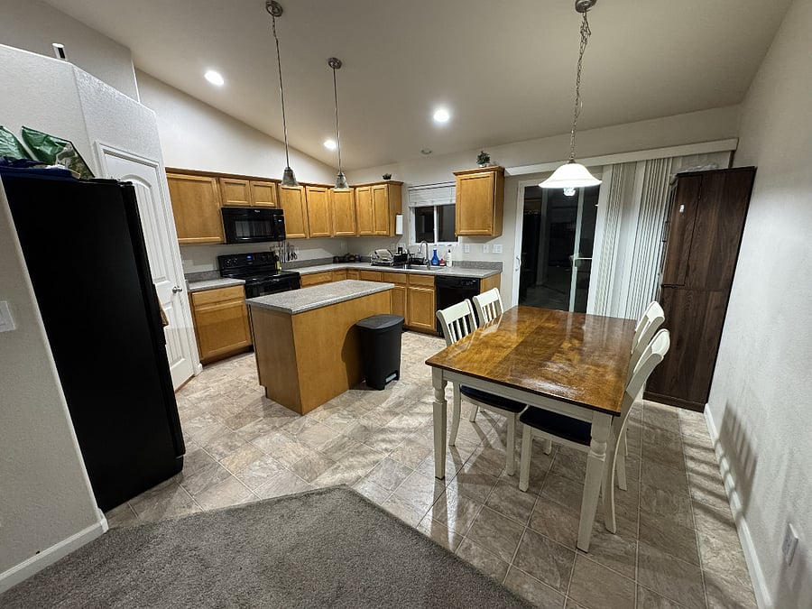 Furnished Finder property 1001526_1 photo 13