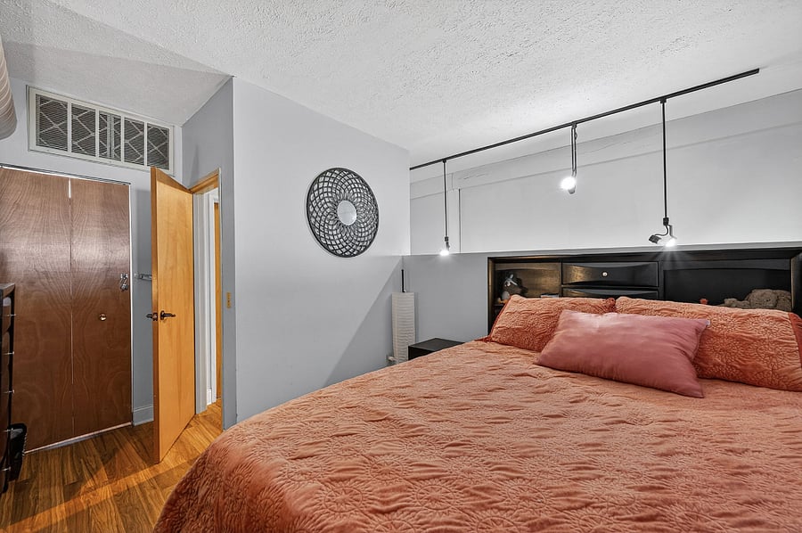 Furnished Finder property 1001537_1 photo 10