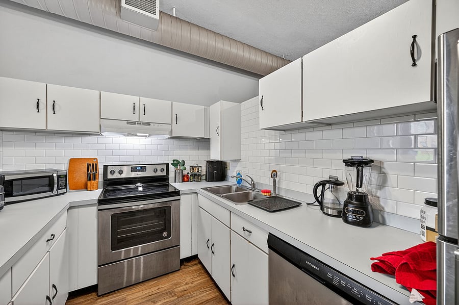 Furnished Finder property 1001537_1 photo 8