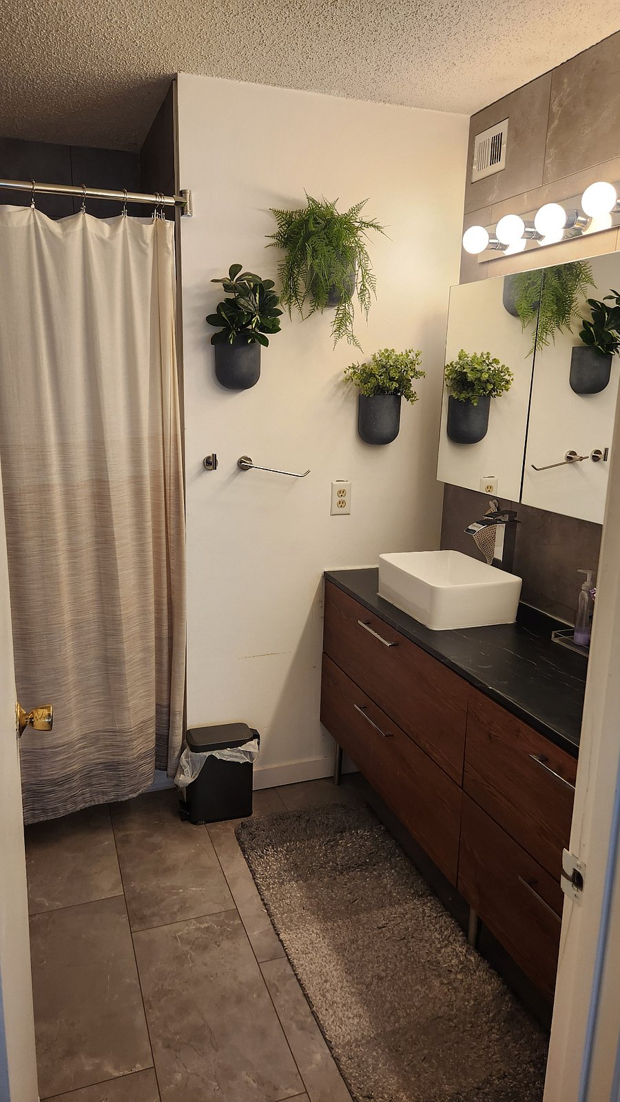 Furnished Finder property 1001570_1 photo 22