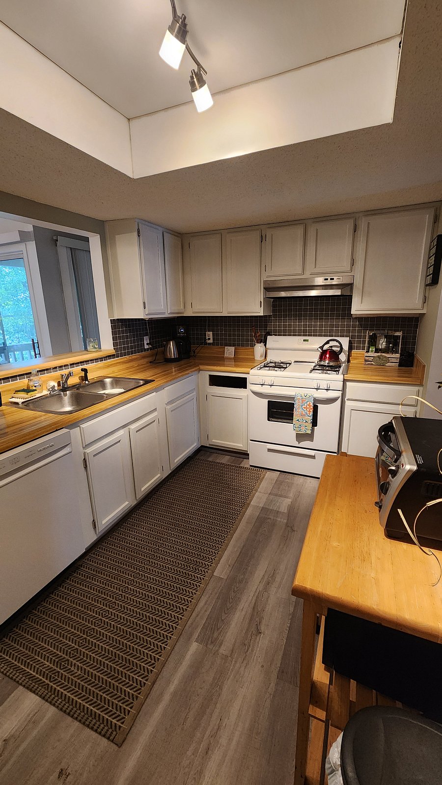 Furnished Finder property 1001570_1 photo 10