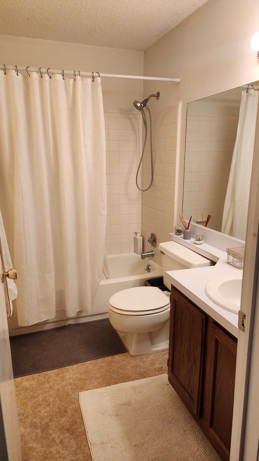 Furnished Finder property 1001570_1 photo 29