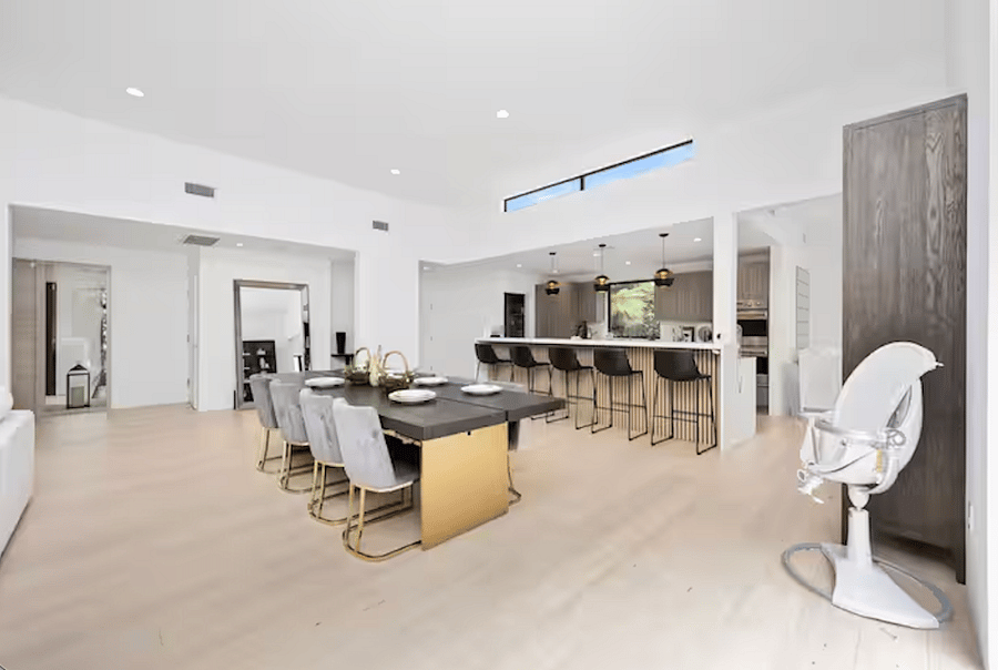 Furnished Finder property 1001580_1 photo 18