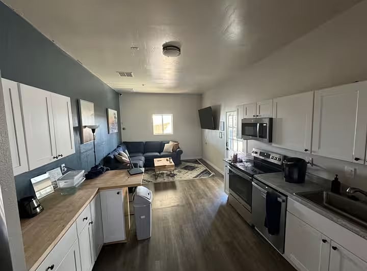 Furnished Finder property 1001590_1 photo 3
