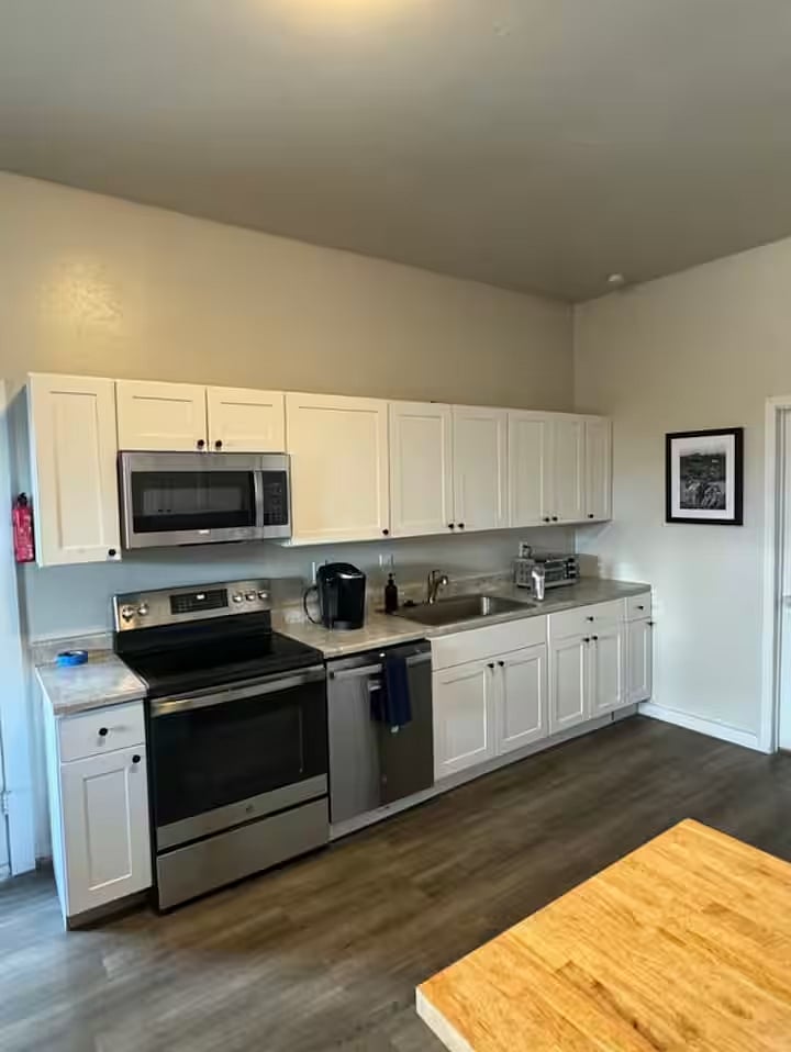 Furnished Finder property 1001590_1 photo 5