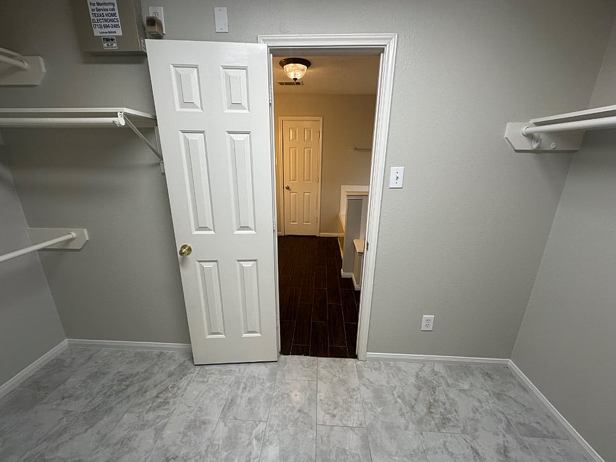 Furnished Finder property 1001611_1 photo 10