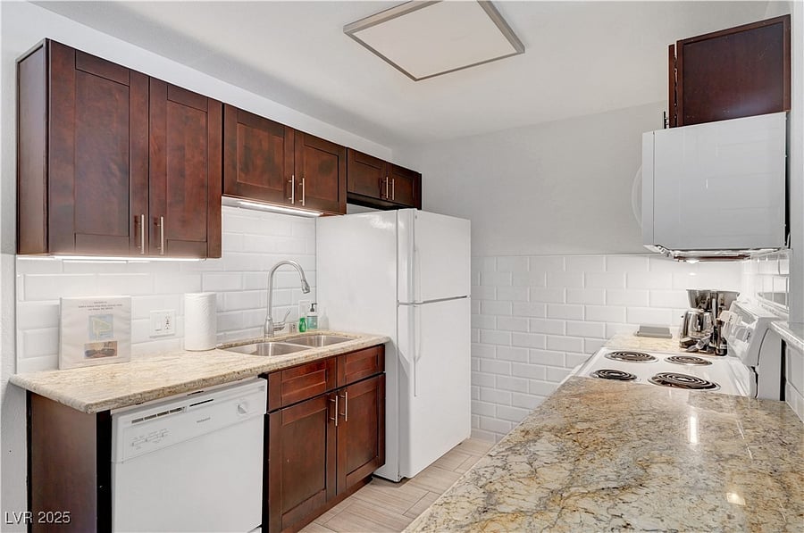 Furnished Finder property 1001614_1 photo 11