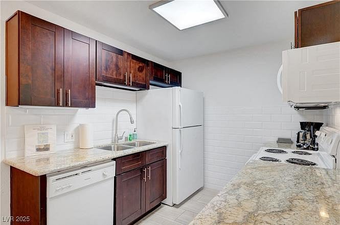 Furnished Finder property 1001614_1 photo 12