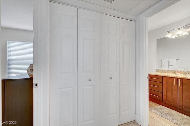 Furnished Finder property 1001614_1 photo 21