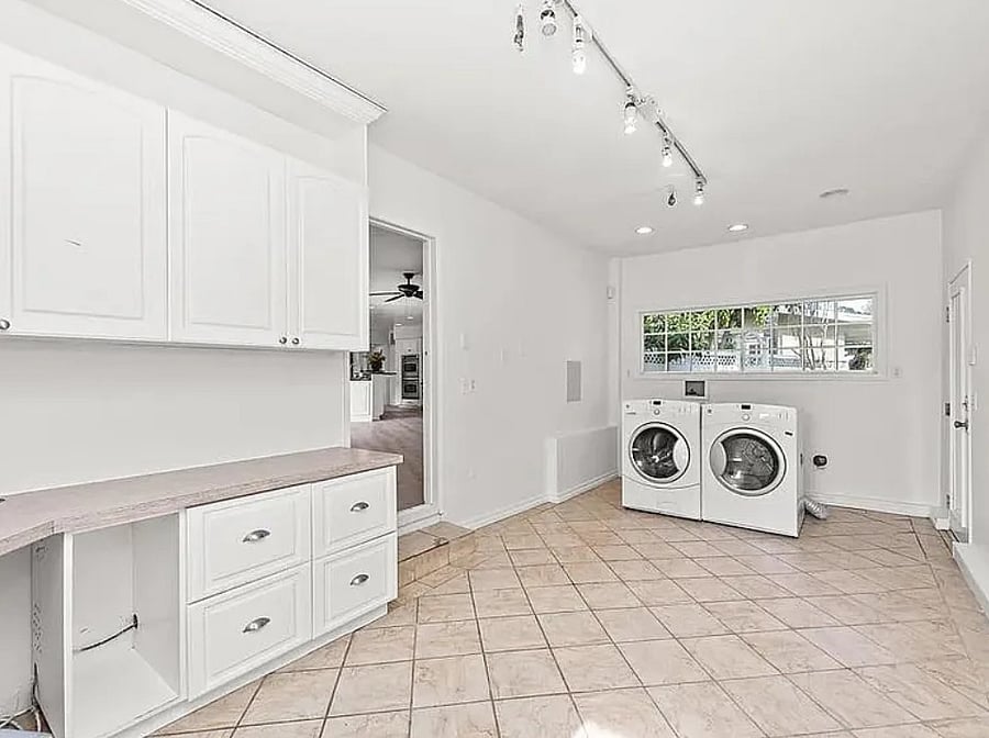 Furnished Finder property 1001626_1 photo 11
