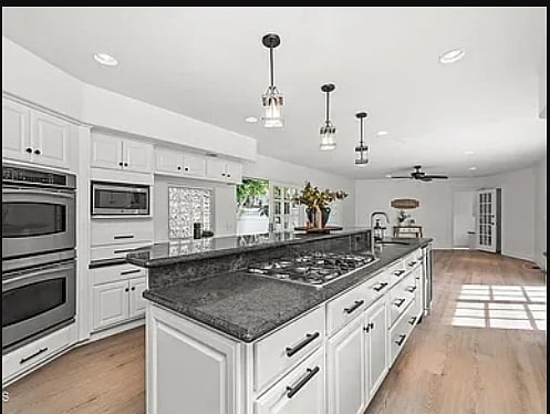 Furnished Finder property 1001626_1 photo 7