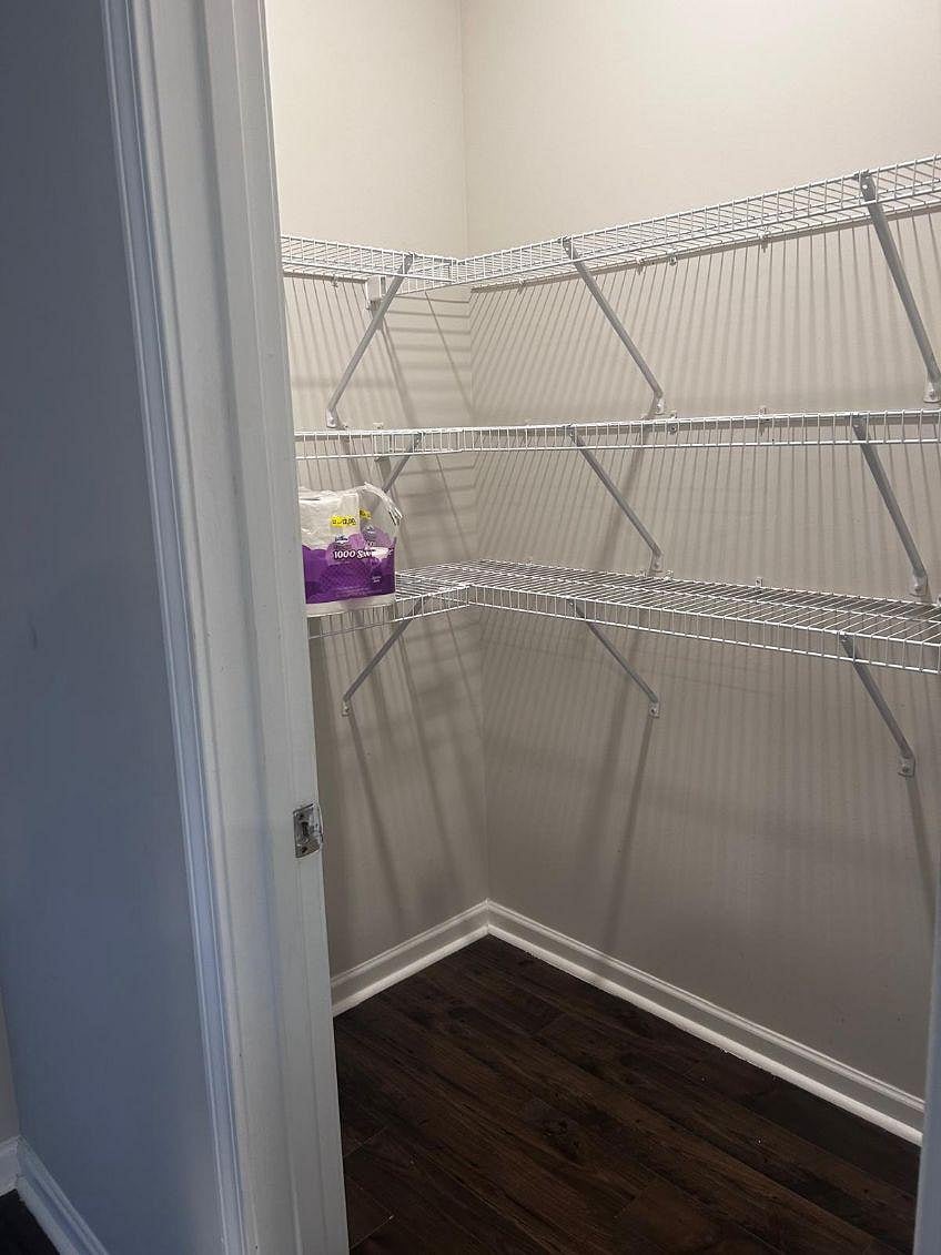 Furnished Finder property 1001667_1 photo 11