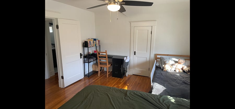 Furnished Finder property 1001670_1 photo 13