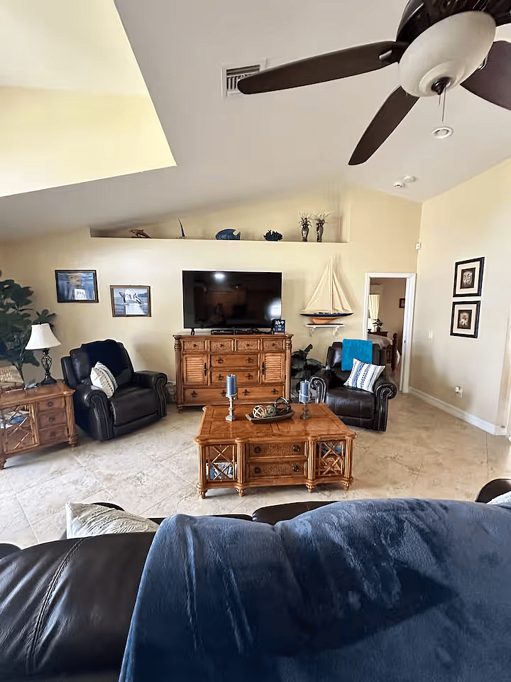 Furnished Finder property 1001681_1 photo 3