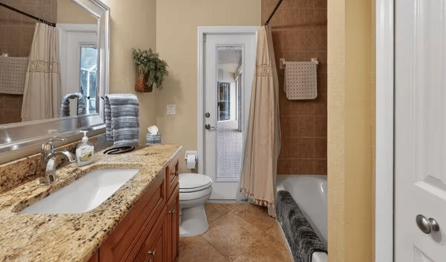 Furnished Finder property 1001681_1 photo 32