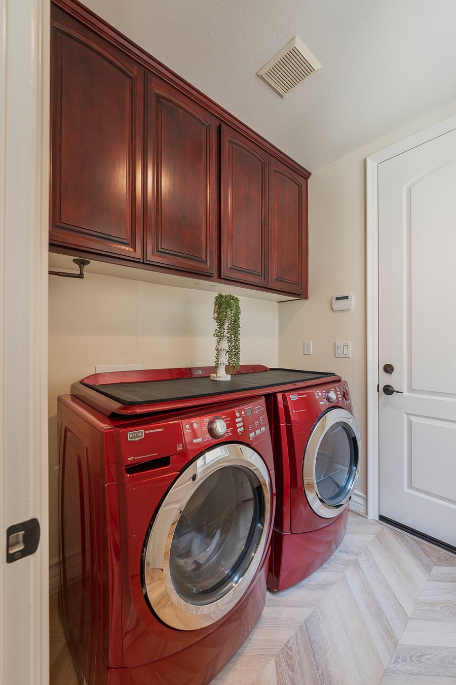 Furnished Finder property 1001695_1 photo 5