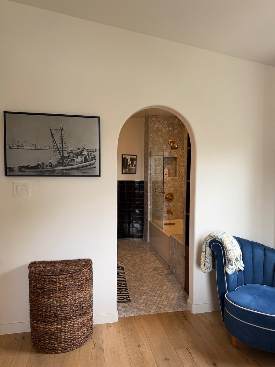 Furnished Finder property 1001704_1 photo 25