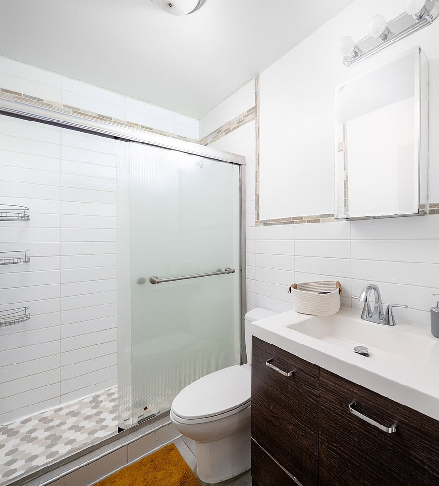 Full bathroom 1  bathtub and shower