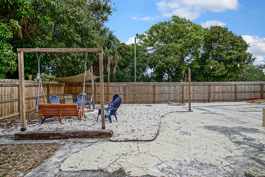 Furnished Finder property 1001711_1 photo 18
