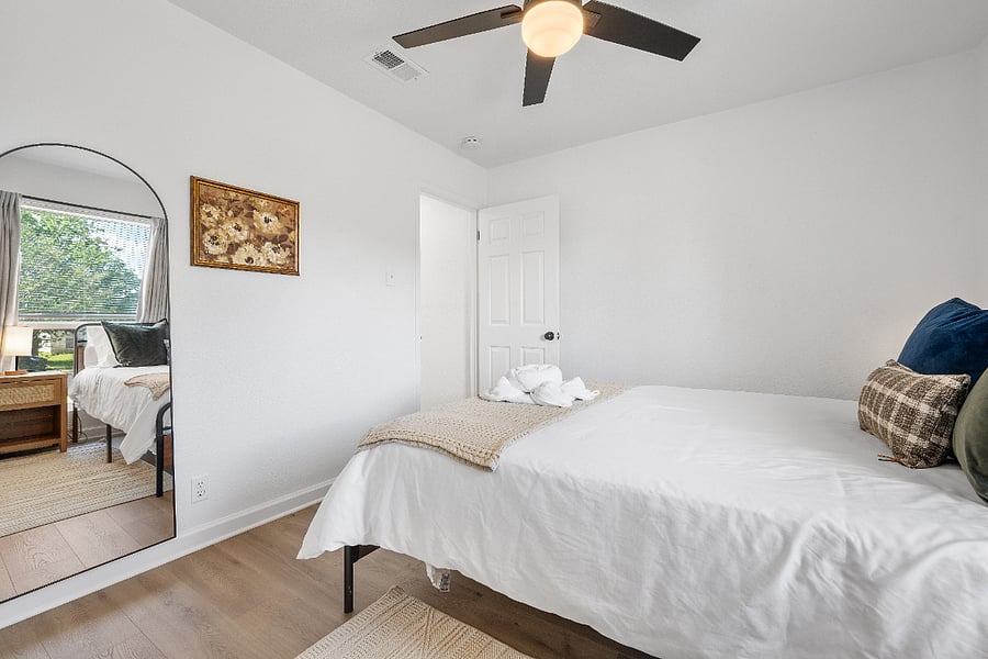 Furnished Finder property 1001712_1 photo 11