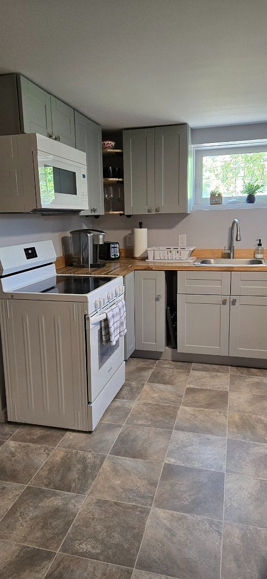 Furnished Finder property 1001723_1 photo 8