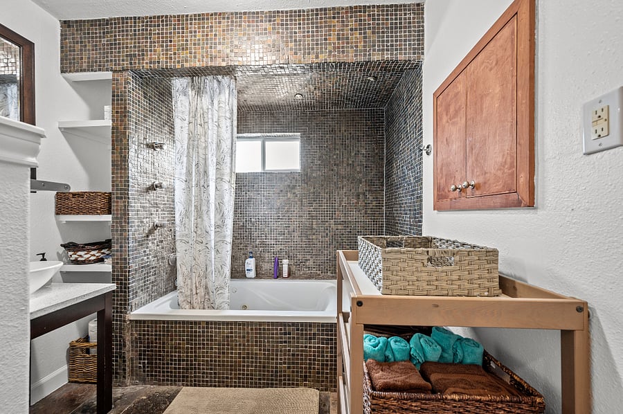 Furnished Finder property 1001742_1 photo 2