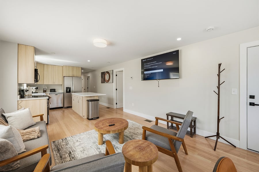 Furnished Finder property 1001760_1 photo 11