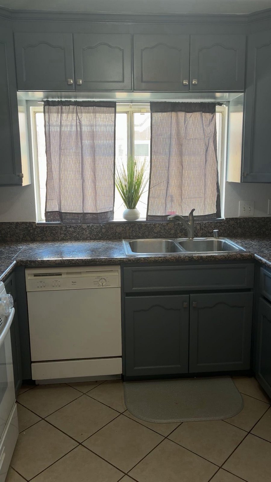Furnished Finder property 1001769_1 photo 5