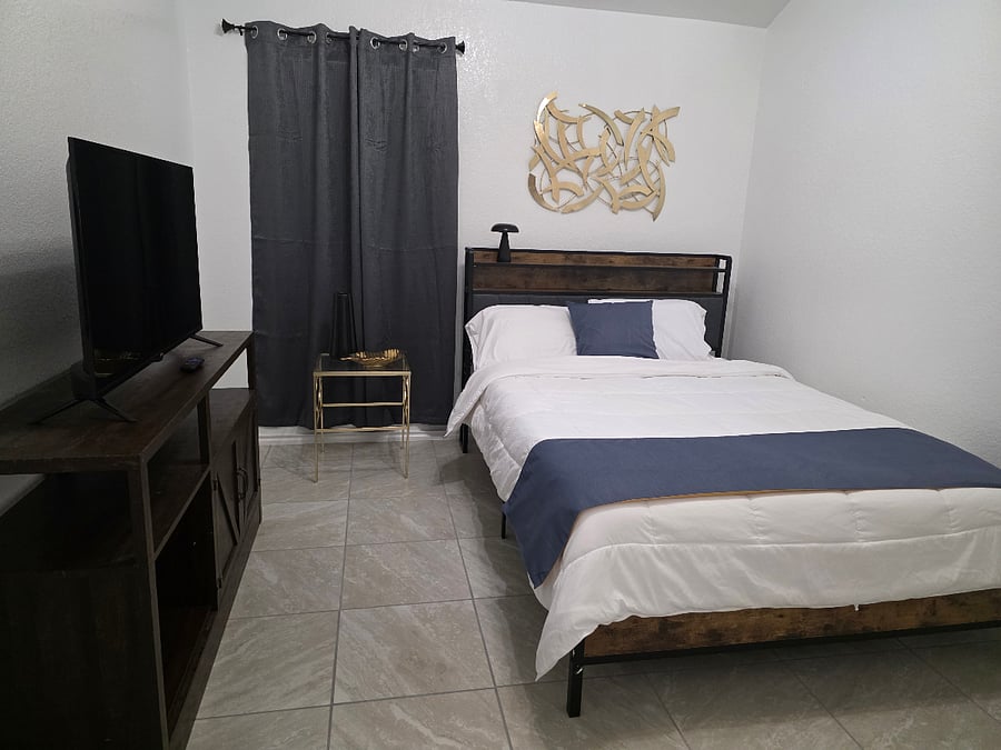 Furnished Finder property 1001776_1 photo 11